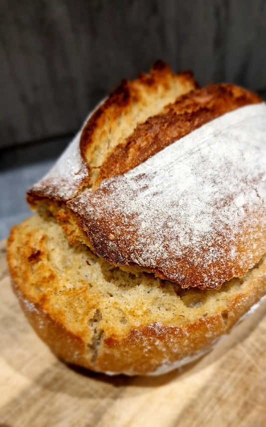 Rustikales Buttermilchbrot – einfach, knusprig und perfekt für Anfänger - Daily Stuff