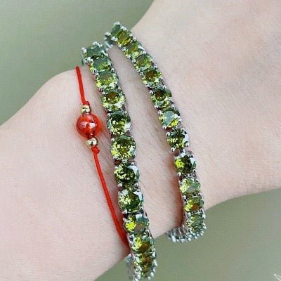 Ausgefallenes funkelndes Olivenstein-Armband
