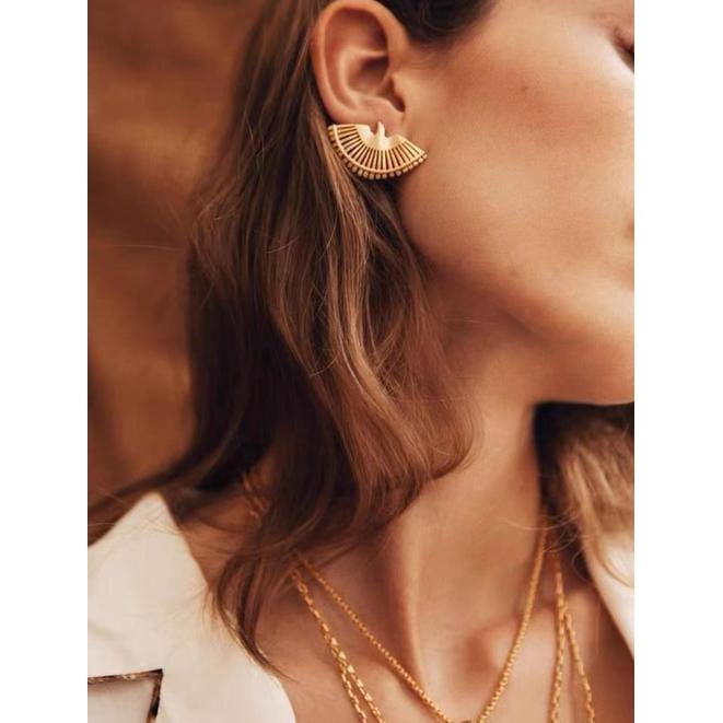 Symbol für Liebe & Eleganz – Schwalben-Ohrhänger in 18K Vergoldung