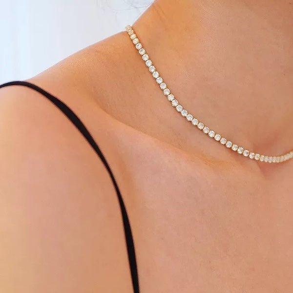 Zeitloses, funkelndes Halsband im Diamant-Look - Daily Stuff