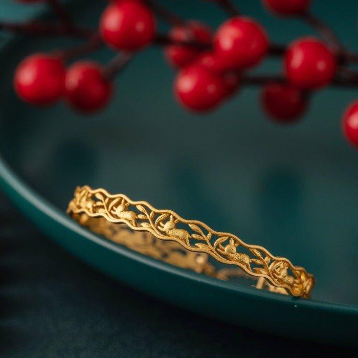 Traditioneller chinesischer Armreif im Kaninchen-Design - Daily Stuff