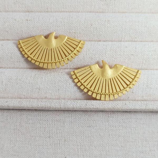 Symbol für Liebe & Eleganz – Schwalben-Ohrhänger in 18K Vergoldung