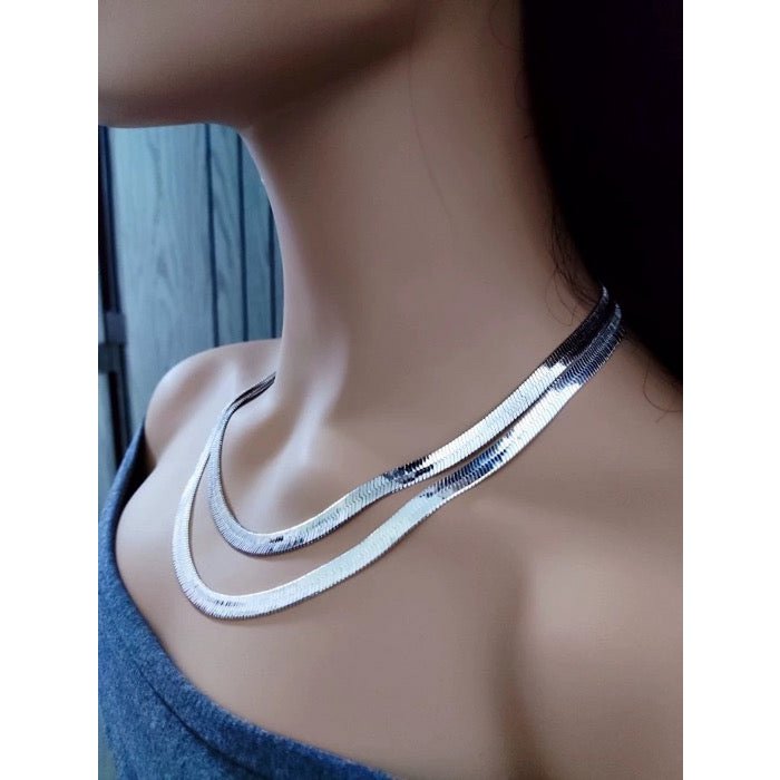 Zeitlose Herringbone-Kette – Elegant, Hautfreundlich & Vielseitig