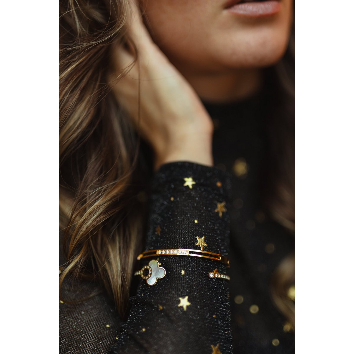 CHIAVE Armspange mit Kleeblatt-Design – Edelstahl & 18K Vergoldung, wasserfest