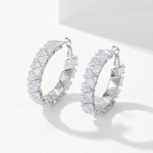 Luxuriöse Creolen im Diamant-Look - Daily Stuff