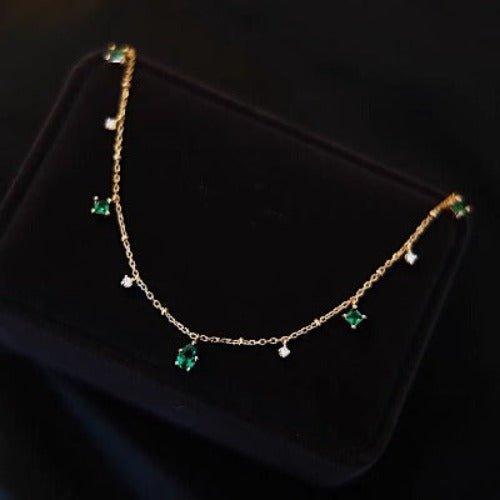 Elegante schlanke Halskette mit grünem Stein - Daily Stuff