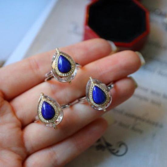 Verstellbarer Silberring mit klarem Quarzkristall & Lapis Lazuli – Eleganz trifft spirituelle Tiefe