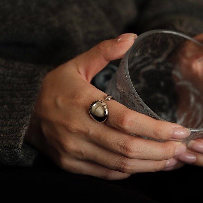 Minimalistische, auffällige Ringe mit ovalem Ei-Design – verstellbar - Daily Stuff