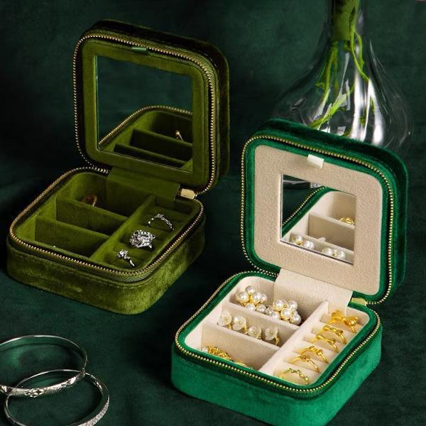 Tragbare Reise-Schmuckschatulle aus Samt im Vintage-Stil - Daily Stuff