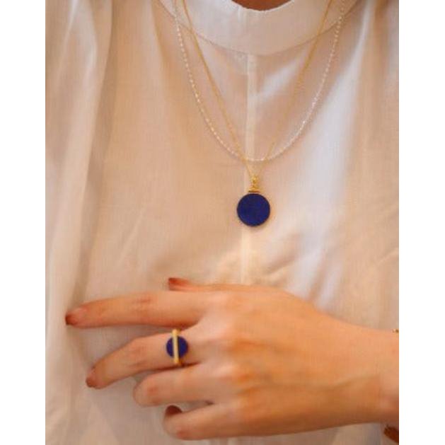 HELIOS Anhänger mit echtem Lapis Lazuli – Symbol für Sonne, Stärke und Wahrheit
