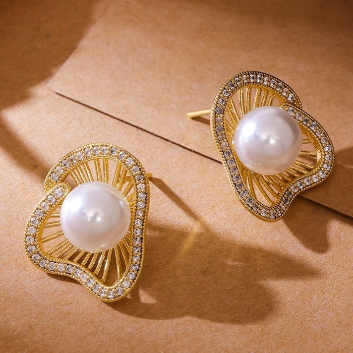 Lotusdesign funkelnde Perlenohrringe und Ringe