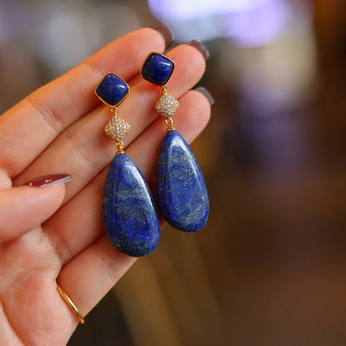 Lapis Drop – Goldplattierte Wassertropfenohrringe mit echtem Lapis Lazuli