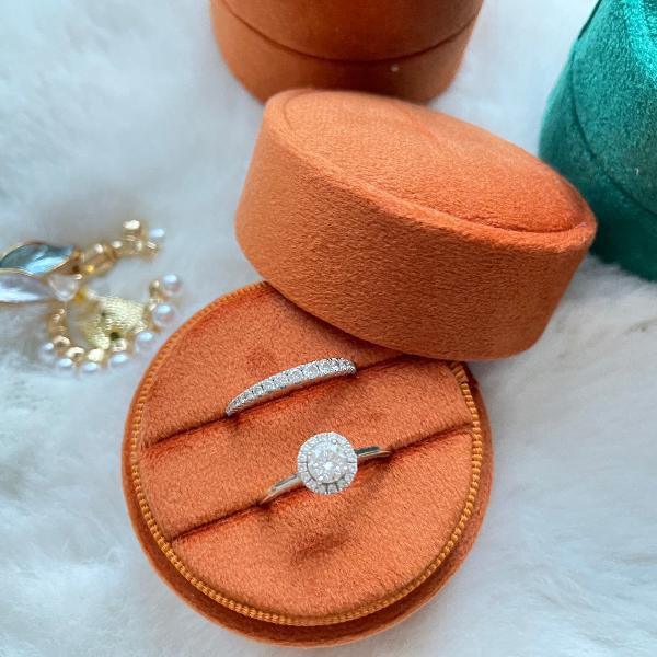 Runde Samt-Ringbox - Daily Stuff