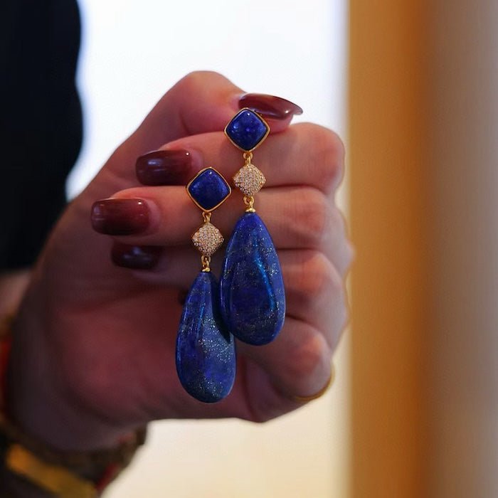 Lapis Drop – Goldplattierte Wassertropfenohrringe mit echtem Lapis Lazuli