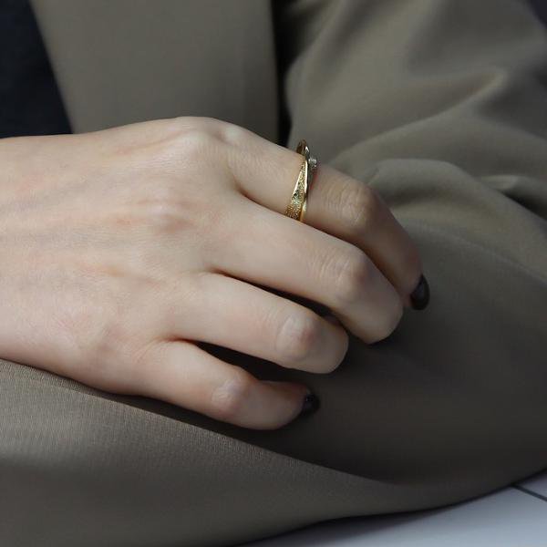 Geometrischer Doppelkreis-Ring – Modern & Ausdrucksstark