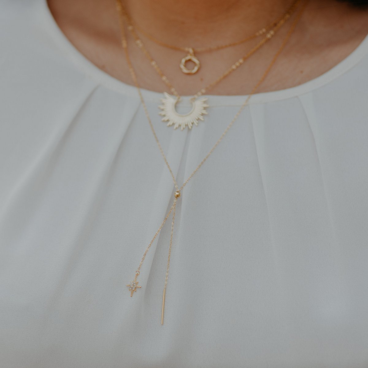 DECISIVO Kette – Funkelnder Sternenzauber im Lariat-Look
